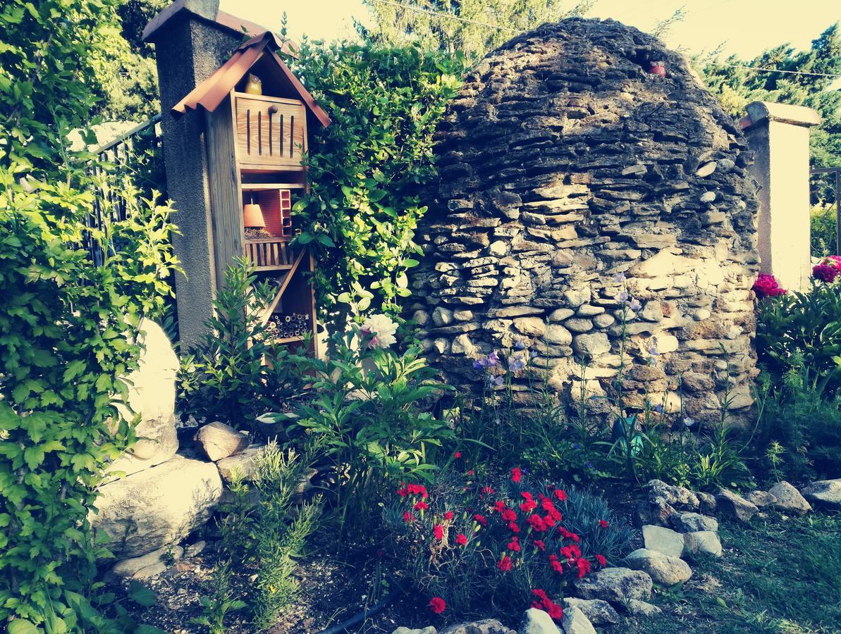 Chambres D'Hotes La Chrysalide Loriol-du-Comtat Exterior foto